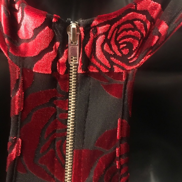 Dare To Be Sexy Dress 🥀 - Picture 4 of 6